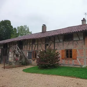 Hébergement de vacances A La Poularde, Curciat-Dongalon